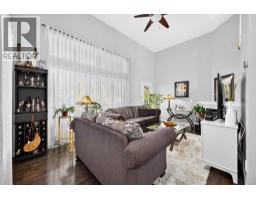 Bedroom - 121 Everhollow Heights Sw, Calgary, AB T2Y5B3 Photo 9