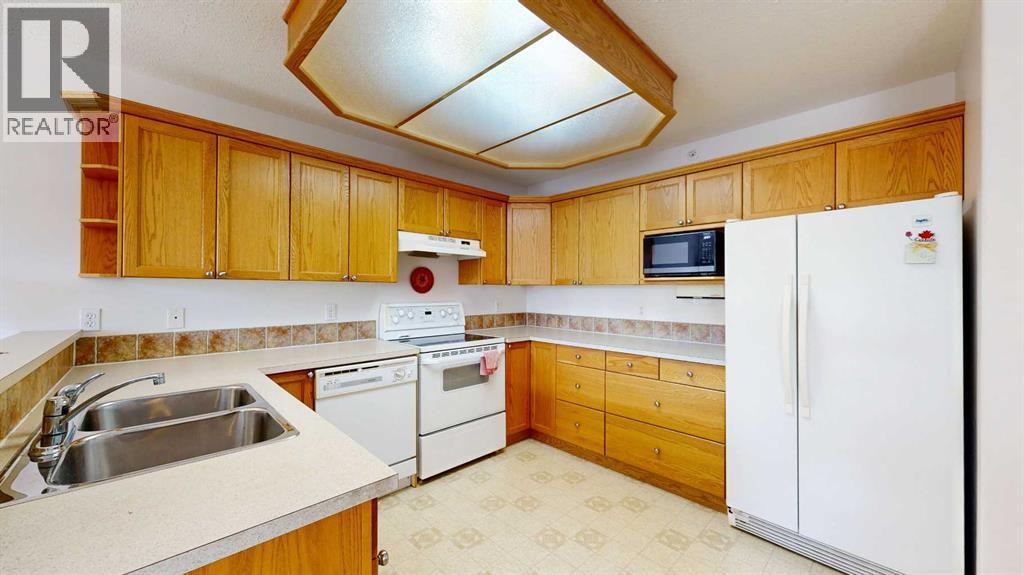 Listing photo – 303, 5402 50 Avenue, Stettler