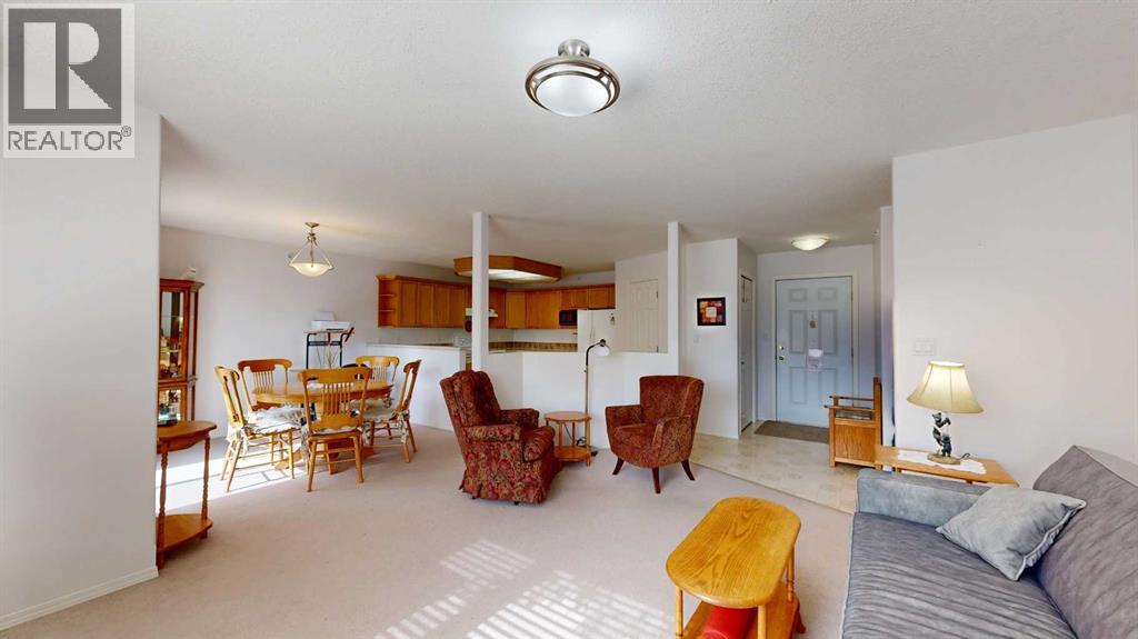 Listing photo – 303, 5402 50 Avenue, Stettler
