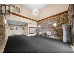 402 11935 Burnett Street, Maple Ridge, BC V2X9A9 Photo 9