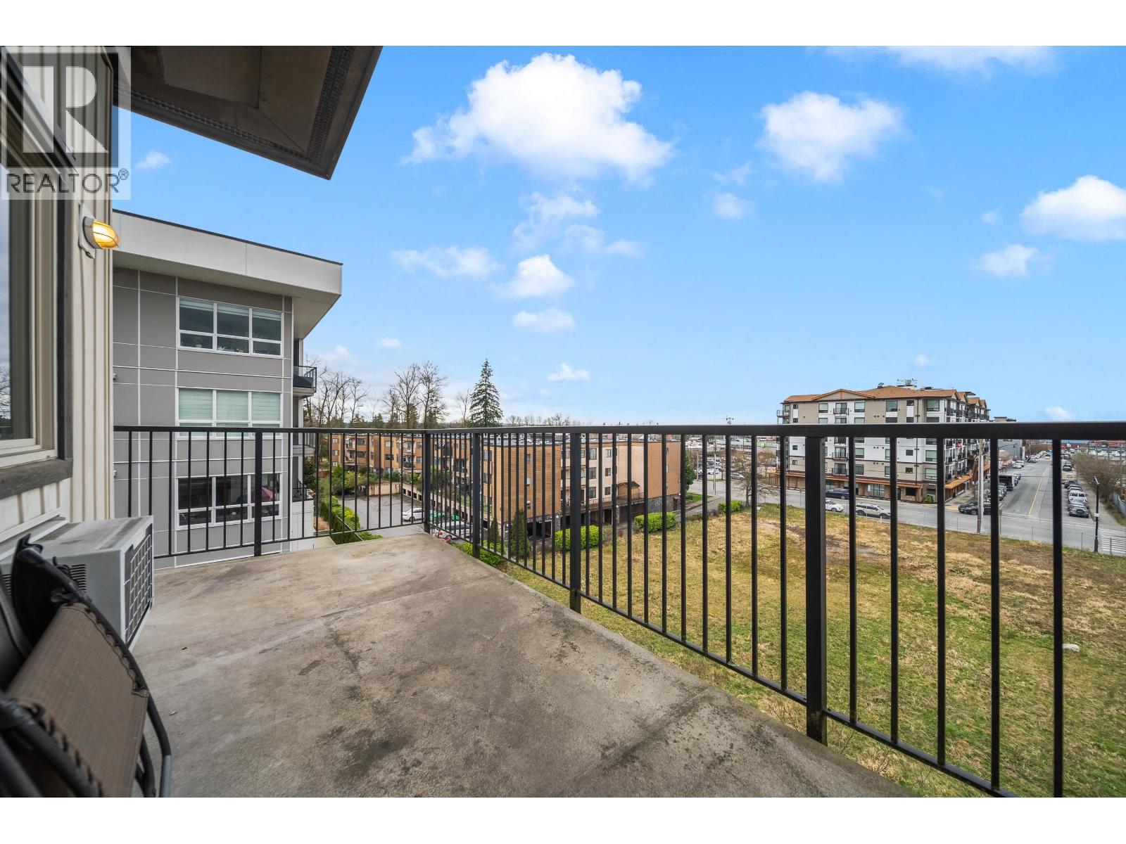 402 11935 BURNETT STREET, Maple Ridge