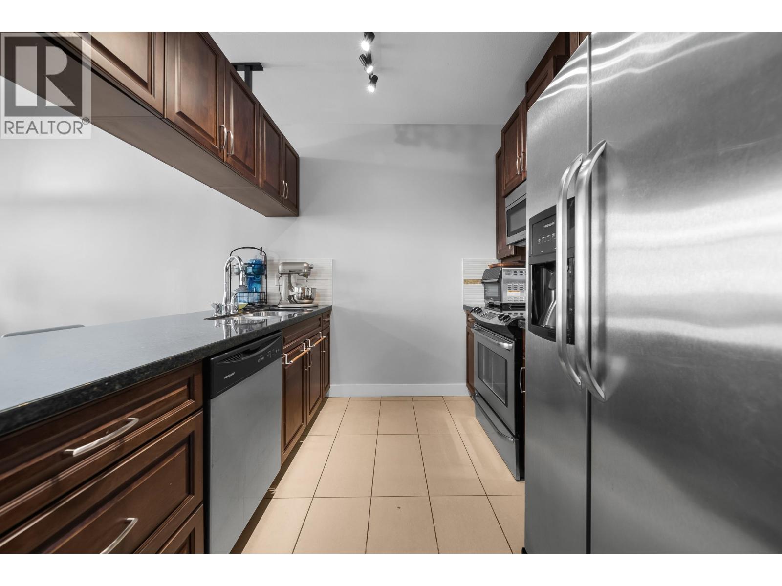 402 11935 BURNETT STREET, Maple Ridge