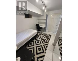 63 Hilton Avenue, Toronto, ON M5R3E5 Photo 12