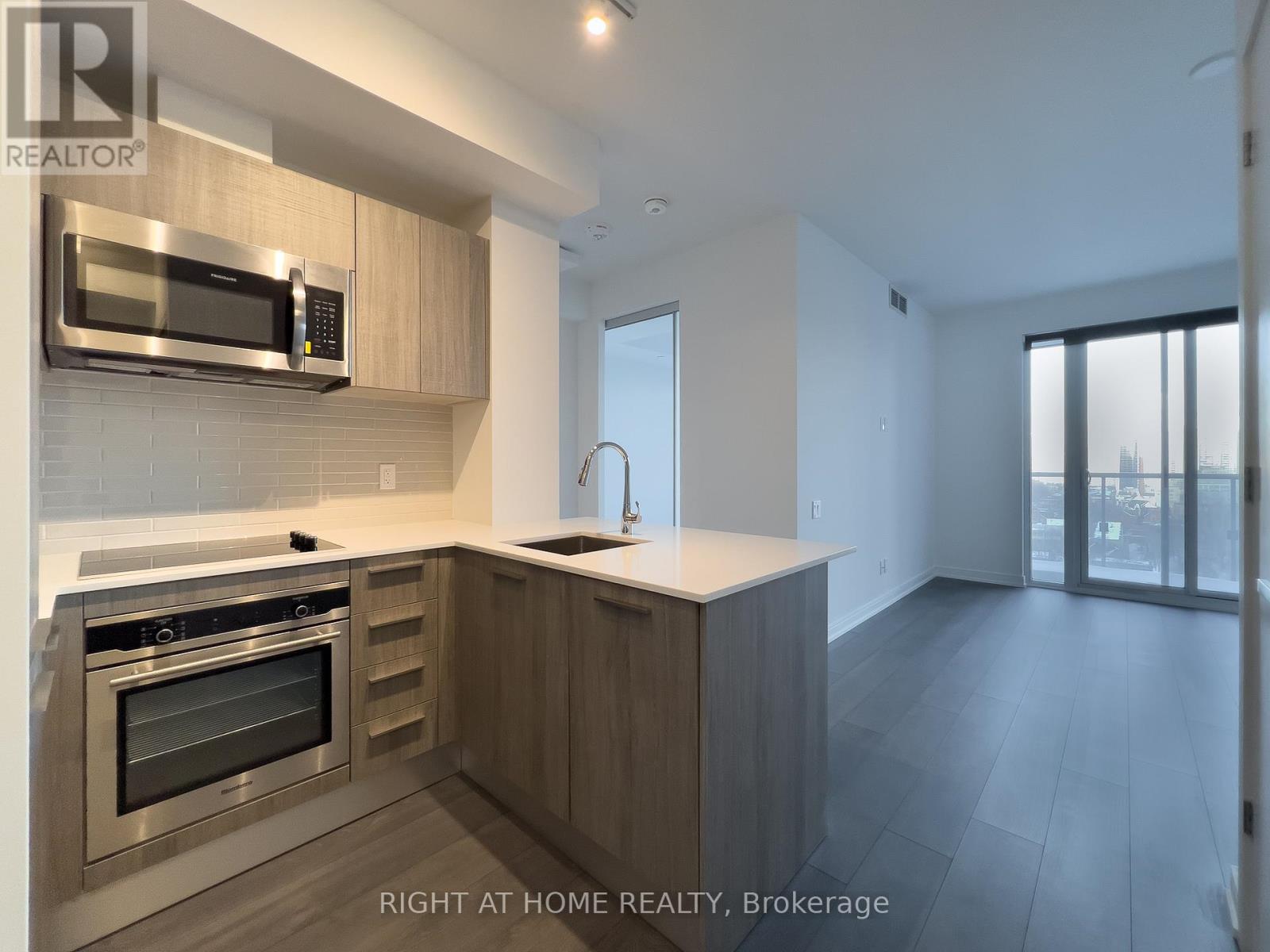 1606 - 3 GLOUCESTER STREET, Toronto (Church-Yonge Corridor)
