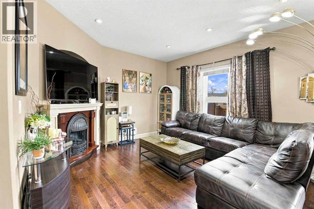 Listing photo – 14 Windermere Close, Red Deer