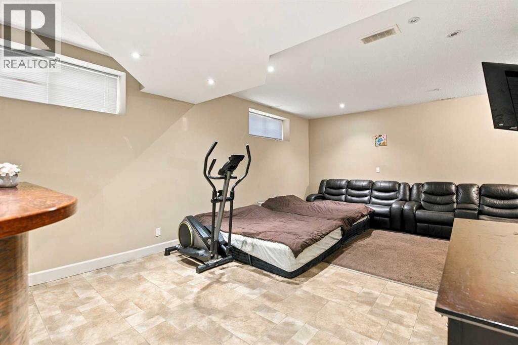 Listing photo – 14 Windermere Close, Red Deer