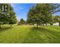 8 Maria Street, Penetanguishene, ON L9M1L6 Photo 35