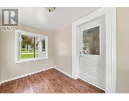Bedroom - 8 Maria Street, Penetanguishene, ON L9M1L6 Photo 6