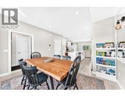 449 West Lakeview Drive - photo 15