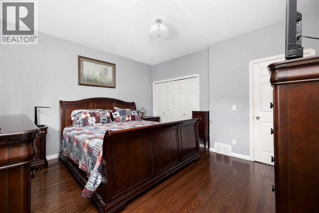 203 Laurier Lane - Image 11