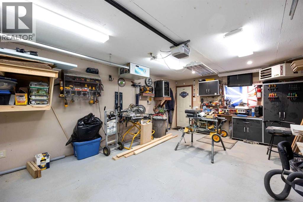 203 Laurier Lane - 25