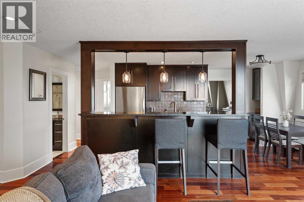 301, 312 Cedar Crescent SW - photo 8