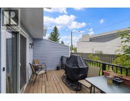3, 195 Manora Place NE - photo 4