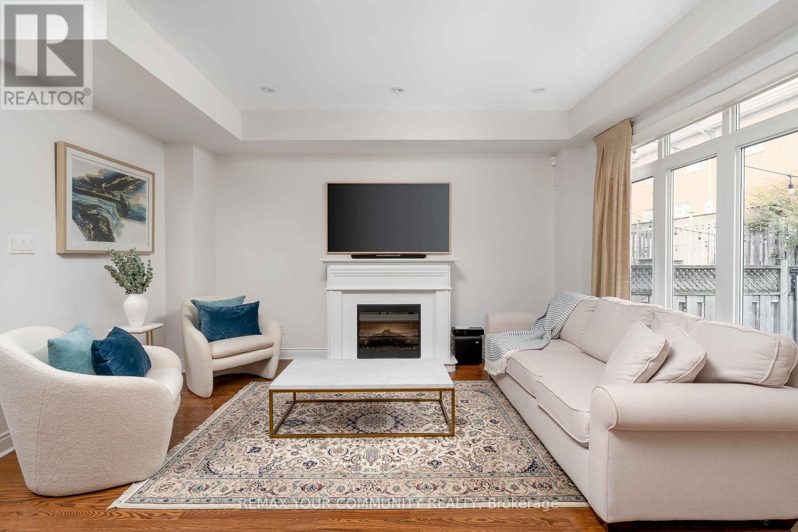 24 GALA LANE - Image 3