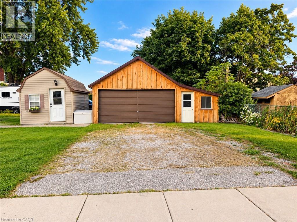16 ALMA Street N, Hagersville — photo 7