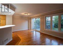 79 Forestglade Crescent, Ottawa, ON K1G5X4 Photo 10