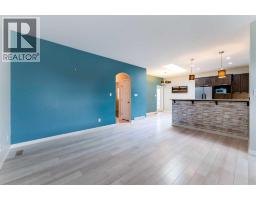 352 CROCUS Terrace W - photo 8