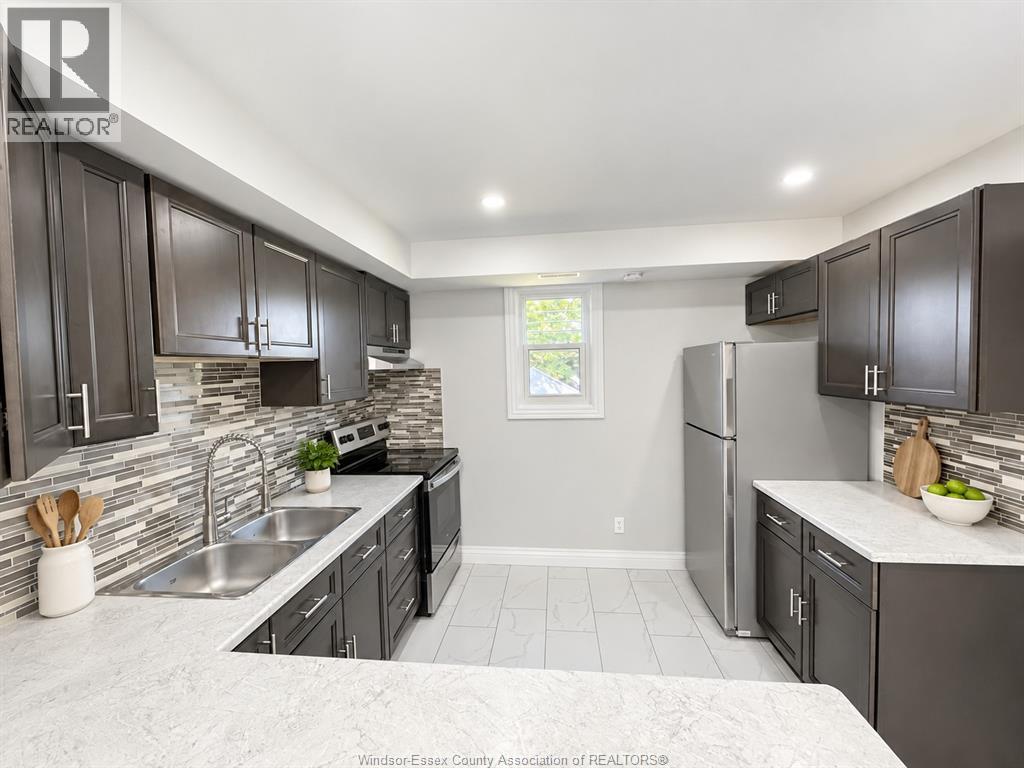 1315 Henry Ford Centre Dr, Windsor — photo 2