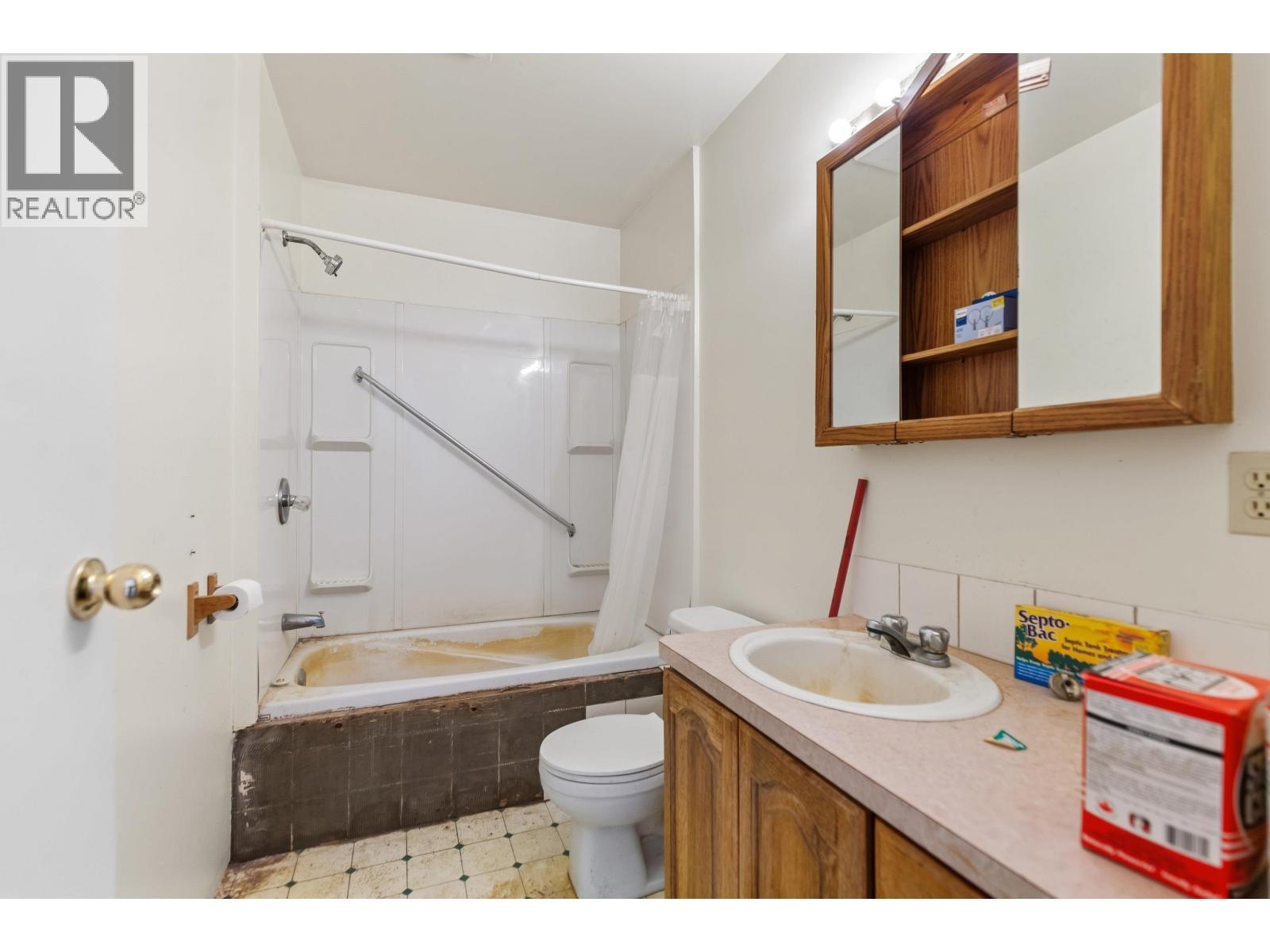 16385 SCHEFER DRIVE - 18