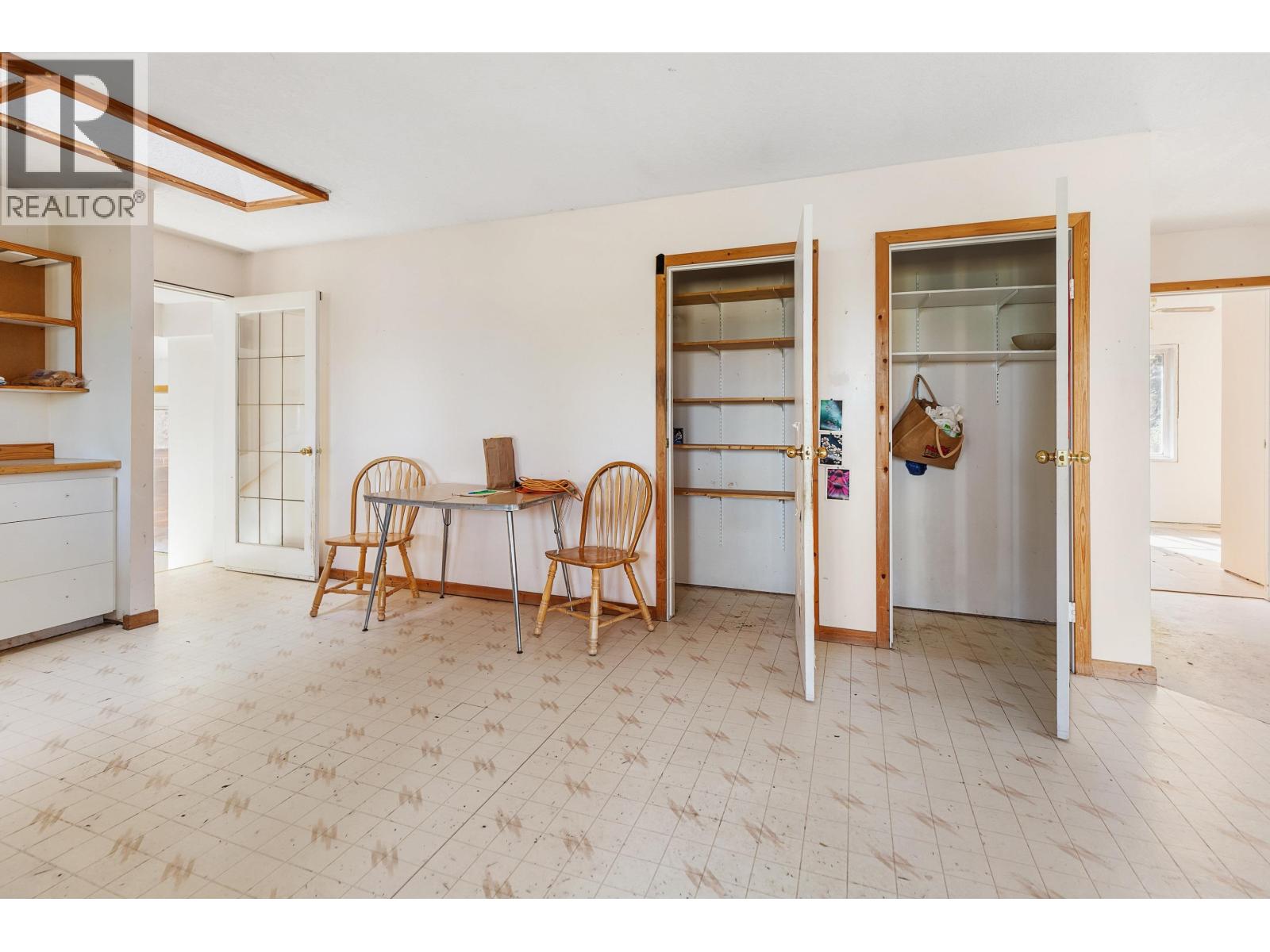 16385 SCHEFER DRIVE - 22