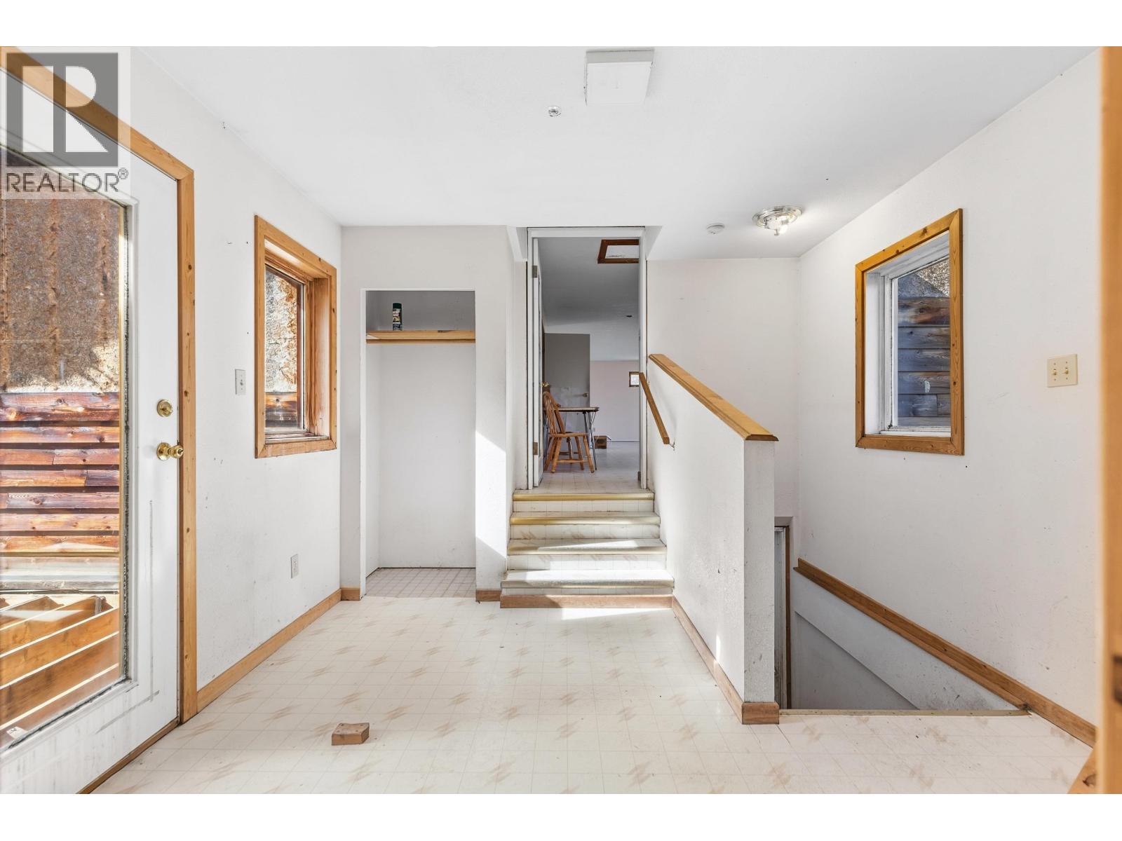 16385 SCHEFER DRIVE - Image 23