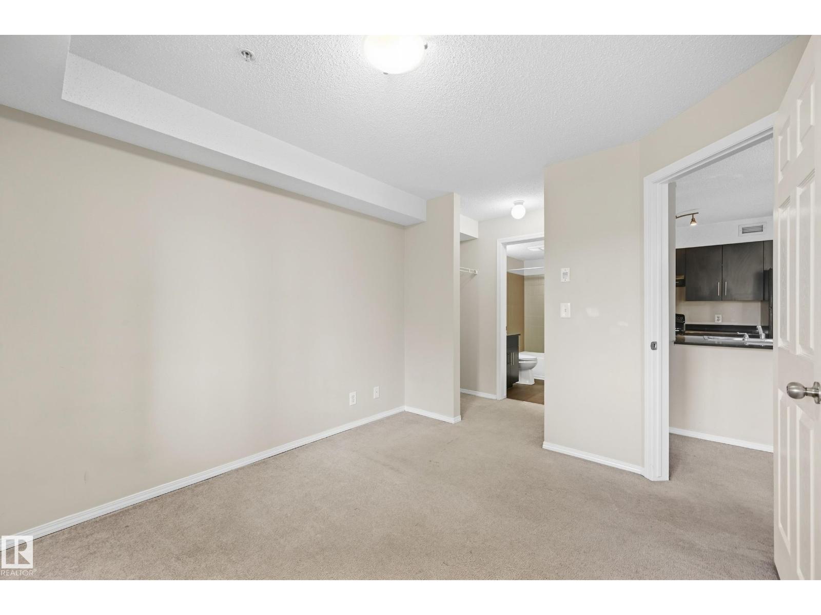 #215 11804 22 AV SW - 18