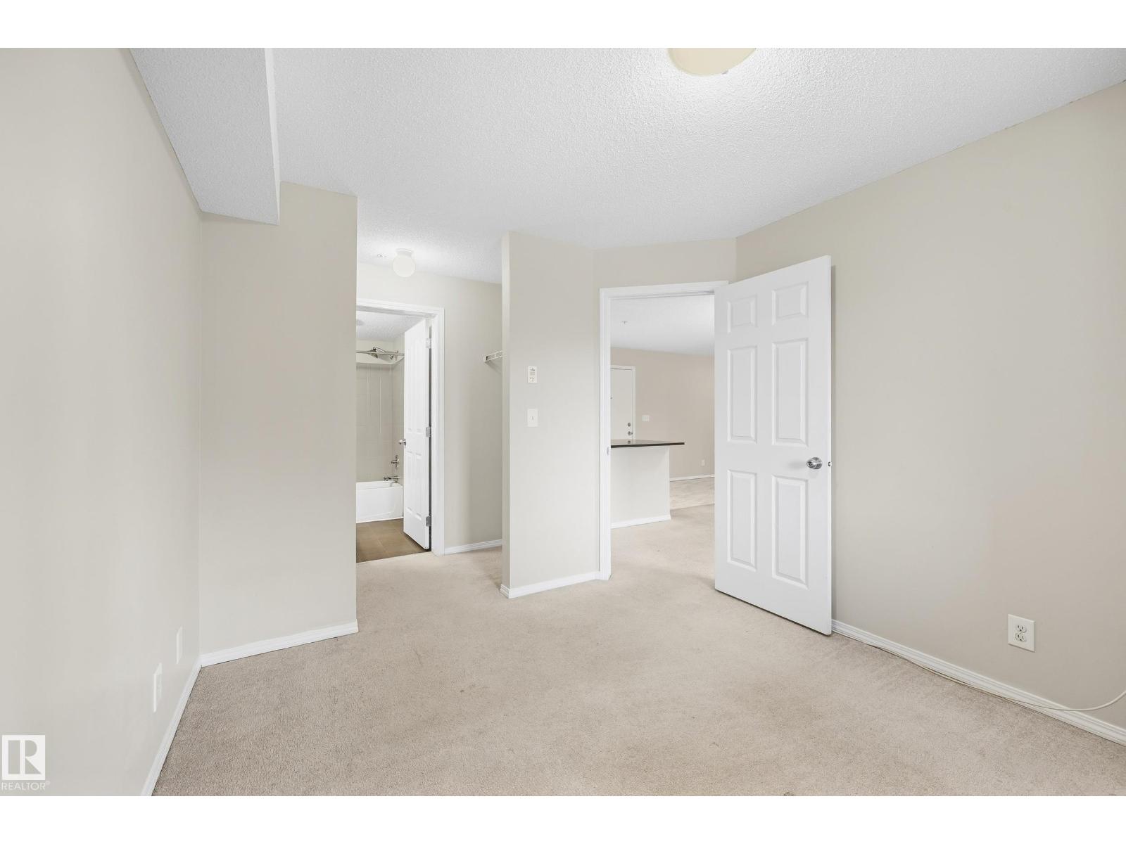 #215 11804 22 AV SW - 19
