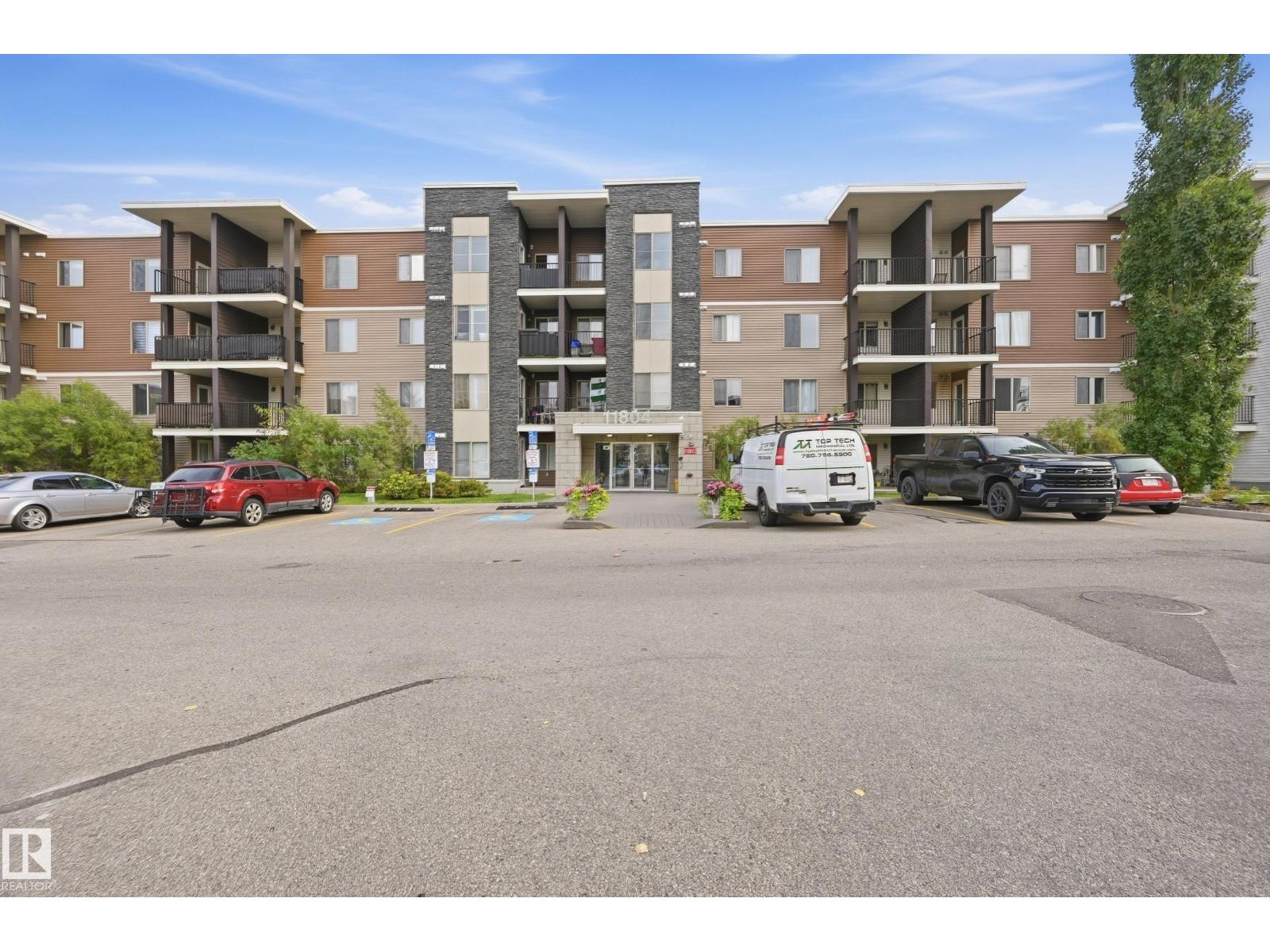 #215 11804 22 AV SW - 27