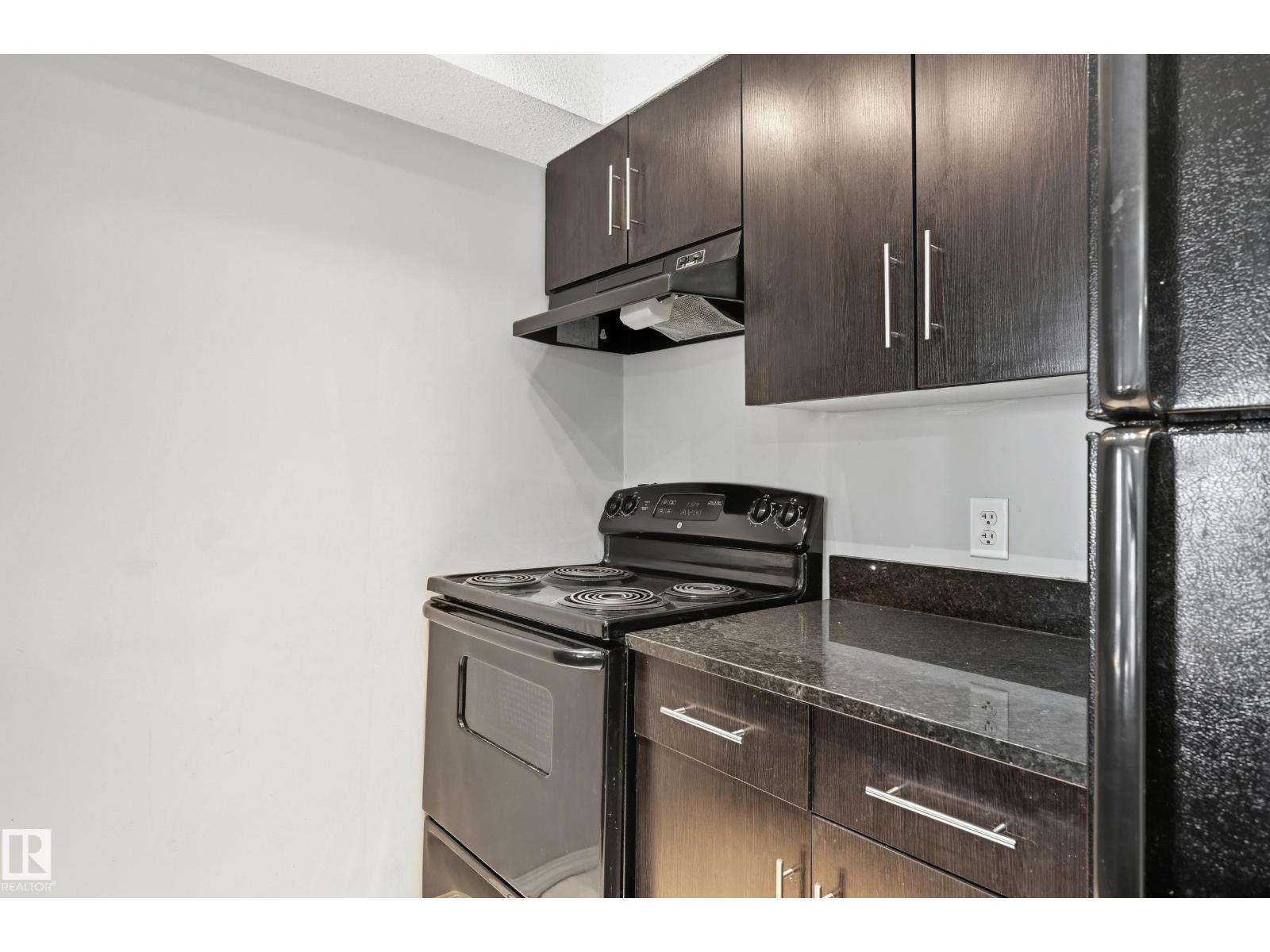 #215 11804 22 AV SW - Image 9