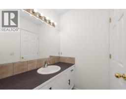 15 Martha's Haven Green Ne, Calgary, AB T3J3X6 Photo 20