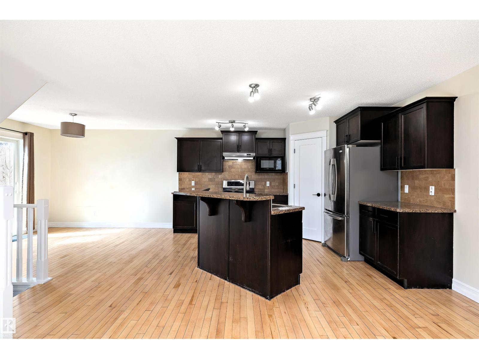 178 WOODBEND WY - 3