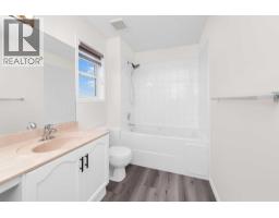 15 Martha's Haven Green Ne, Calgary, AB T3J3X6 Photo 37