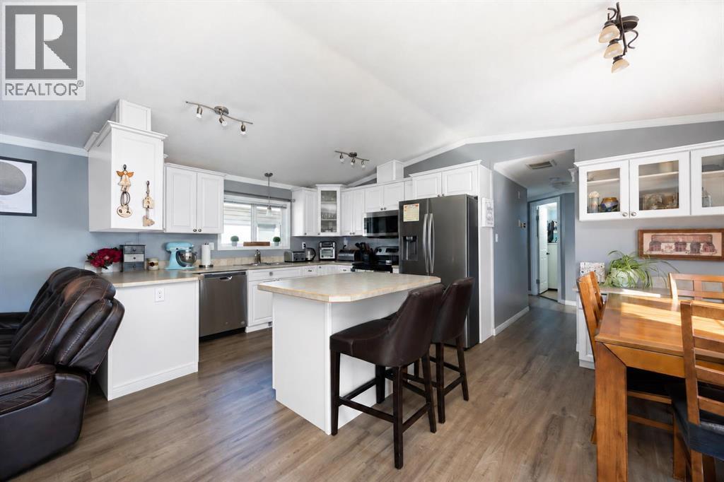 136 Sumac Crescent - 7