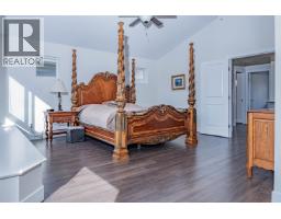 10329 238a Street, Maple Ridge, BC V2W1G3 Photo 15