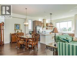 10329 238a Street, Maple Ridge, BC V2W1G3 Photo 6
