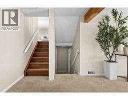 7715 67 Avenue Nw, Calgary, AB T3B4P2 Photo 26