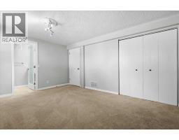 7715 67 Avenue Nw, Calgary, AB T3B4P2 Photo 28