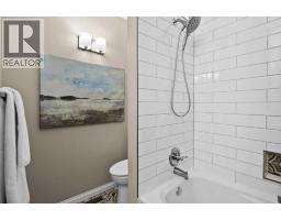 7715 67 Avenue Nw, Calgary, AB T3B4P2 Photo 22
