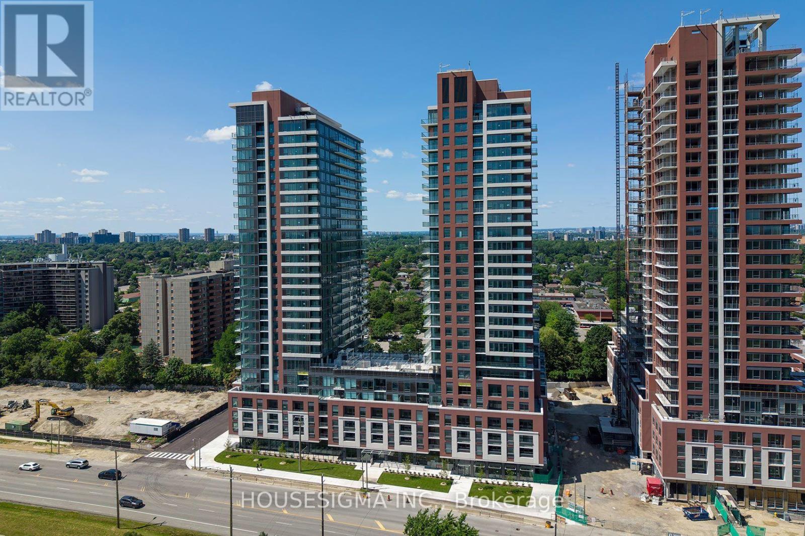 1105 - 4010 EGLINTON AVENUE W, Toronto (Humber Heights)