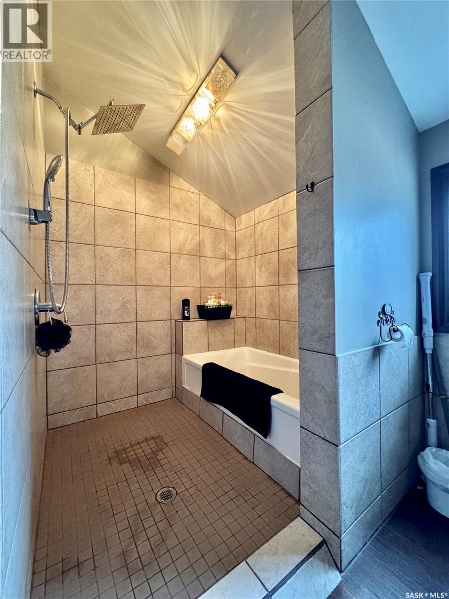 #313 Rankin ROAD - 40
