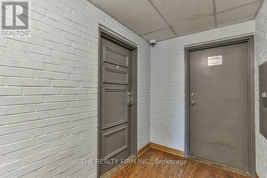 102 - 1106 JALNA BOULEVARD, London South (South X) — photo 8