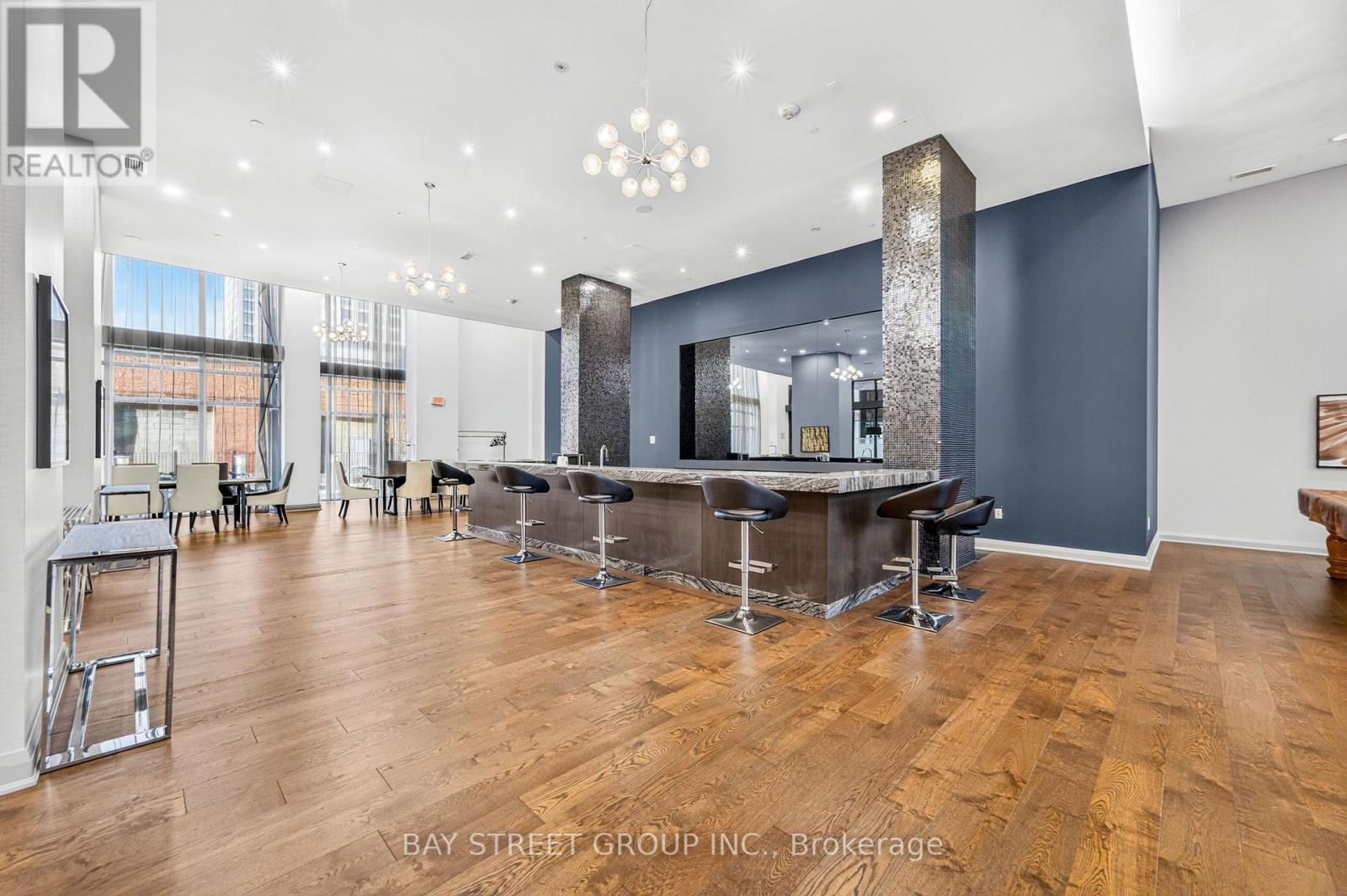 #322 400 ADELAIDE STREET E - 37