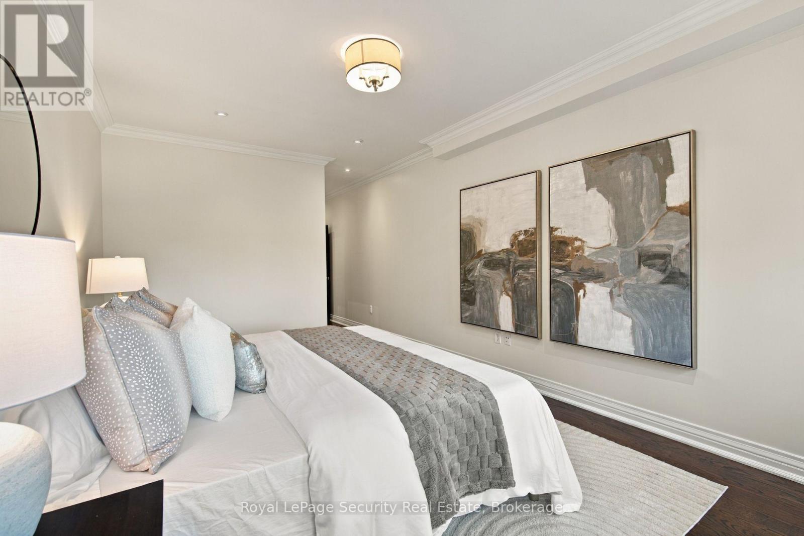 #16 645 DAVENPORT ROAD - Image 39
