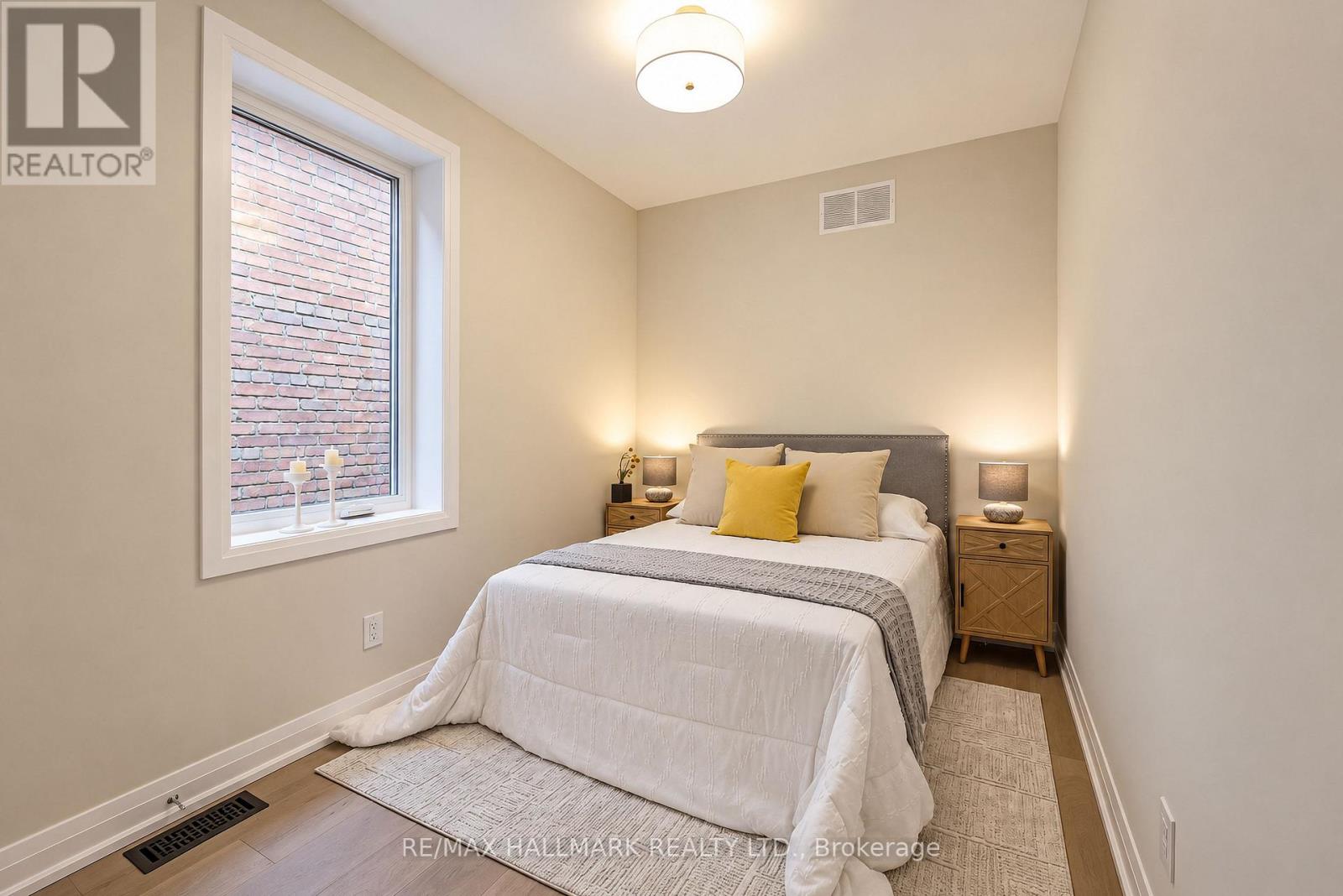 47 HARCOURT AVENUE - Image 25