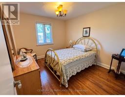14 Orlando Boulevard, Toronto, ON M1R3N4 Photo 12