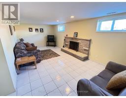14 Orlando Boulevard, Toronto, ON M1R3N4 Photo 16