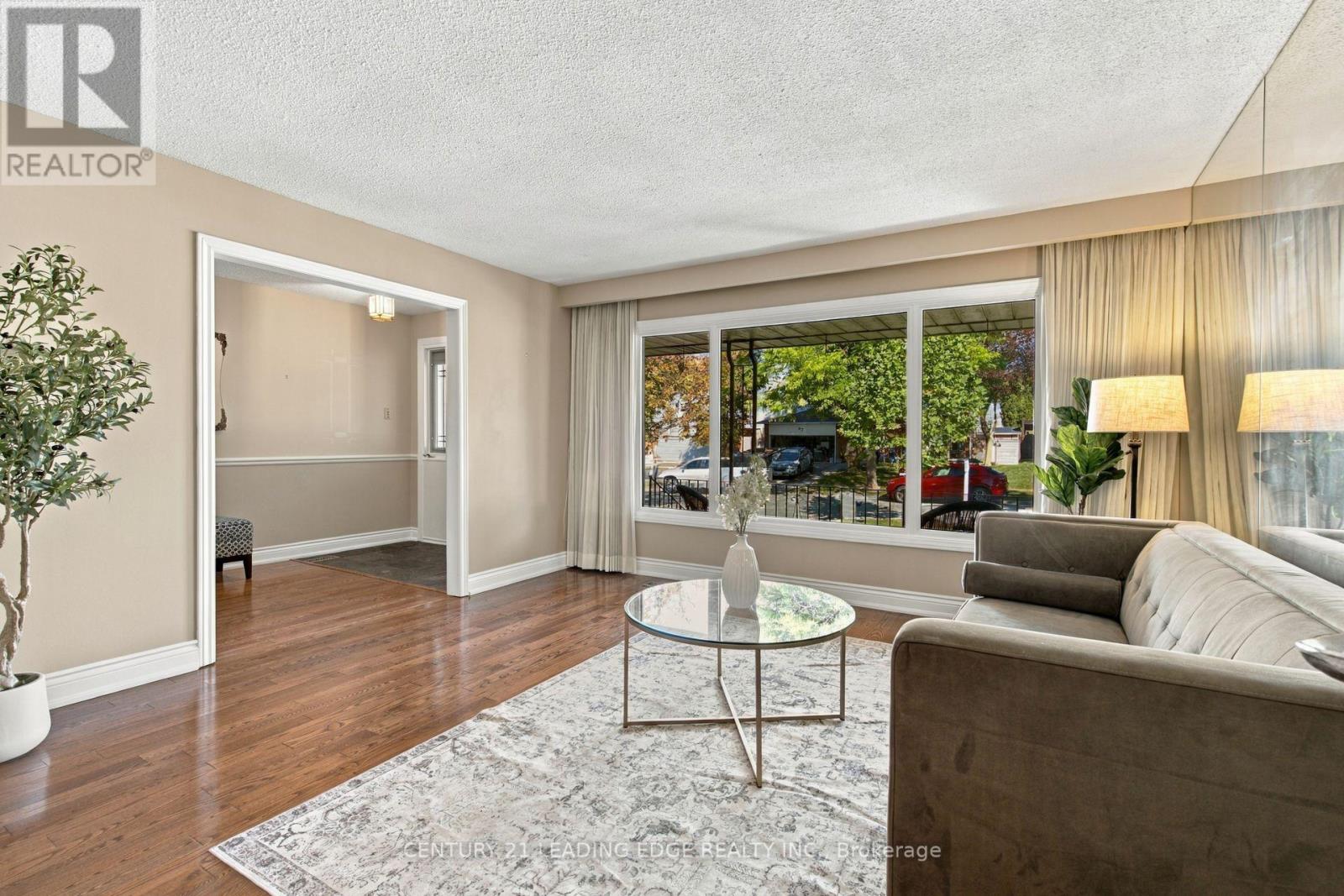 90 PRINGLE AVENUE, Markham (Markham Village) — photo 9