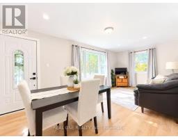 24 Main Street, East Gwillimbury, ON L0G1M0 Photo 9