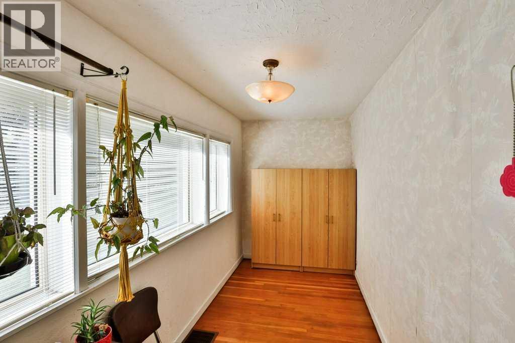 1615 5 Avenue North, Lethbridge, Alberta, T1H0M2, Lethbridge, Alberta — photo 4 of 5