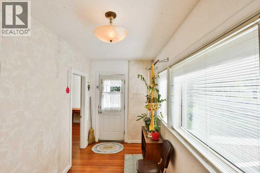 1615 5 Avenue North, Lethbridge, Alberta, T1H0M2, Lethbridge, Alberta — photo 5 of 5